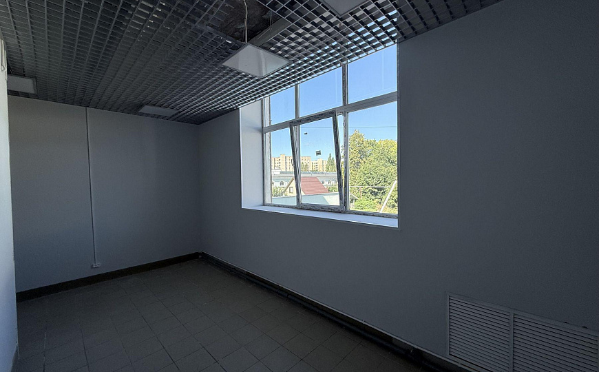 Сдам офисное помещение, 25,8 м² с водой фото