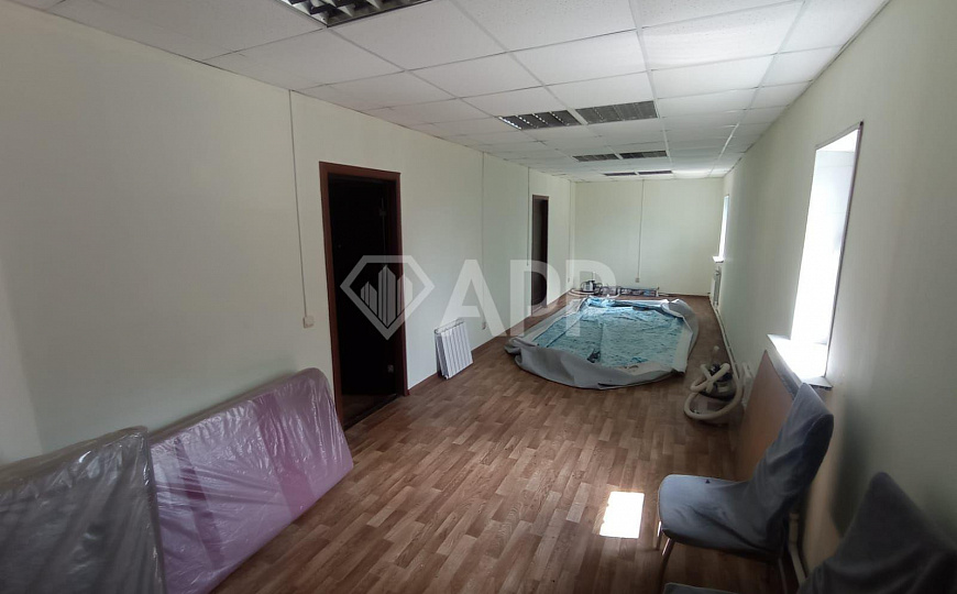 Сдам помещение в центре Высокой горы фото