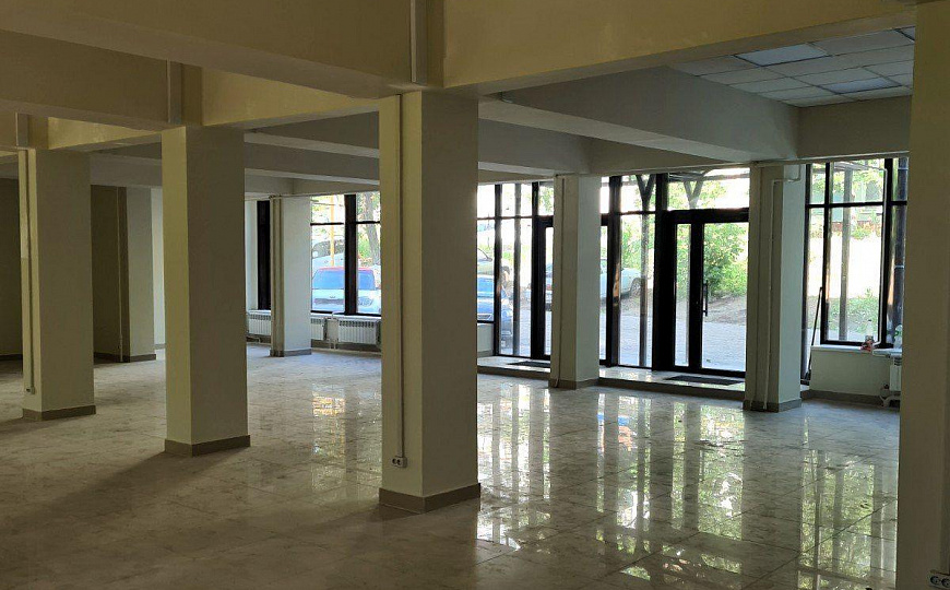 Сдам помещение свободного назначения, 212,1 м² фото