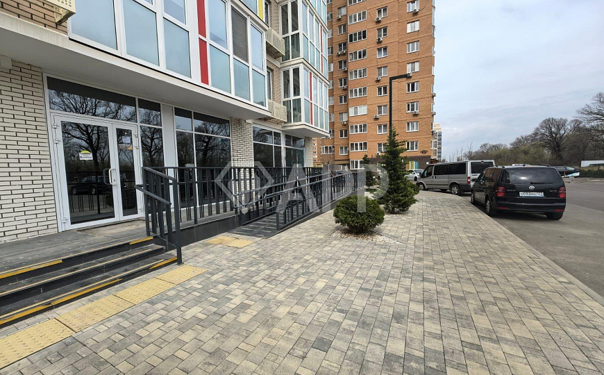 Сдаю помещение свободного назначения, 130 м² фото