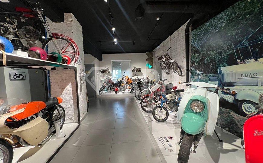 Продается помещение на первой линии, центр города фото