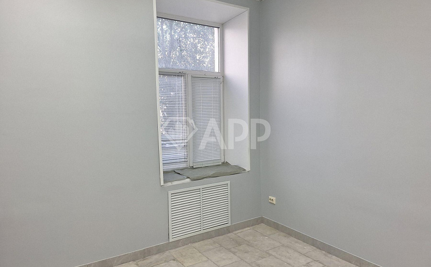 Сдам помещение на первой линии, 16м² фото