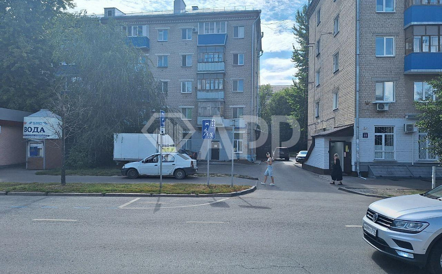 Сдам помещение на первой линии, 16м² фото