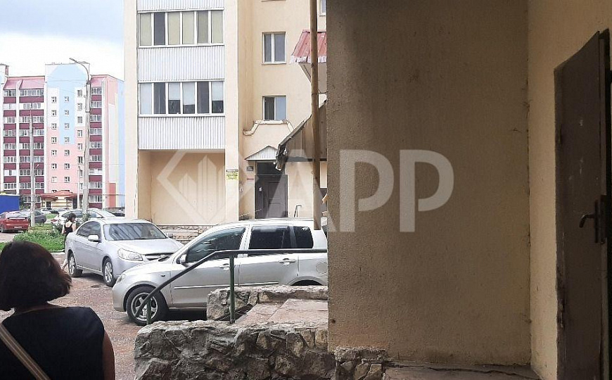 Сдам помещение свободного назначения ( красная линия ) фото