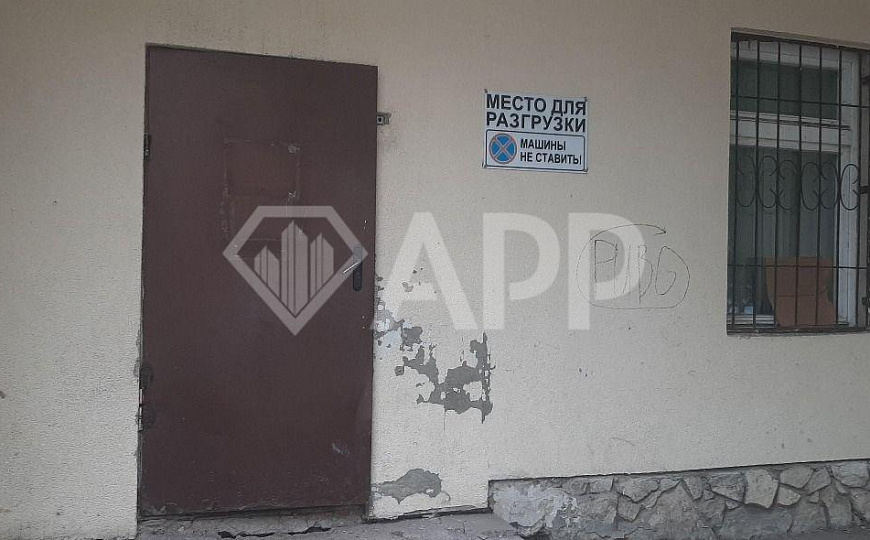 Сдам помещение свободного назначения ( красная линия ) фото