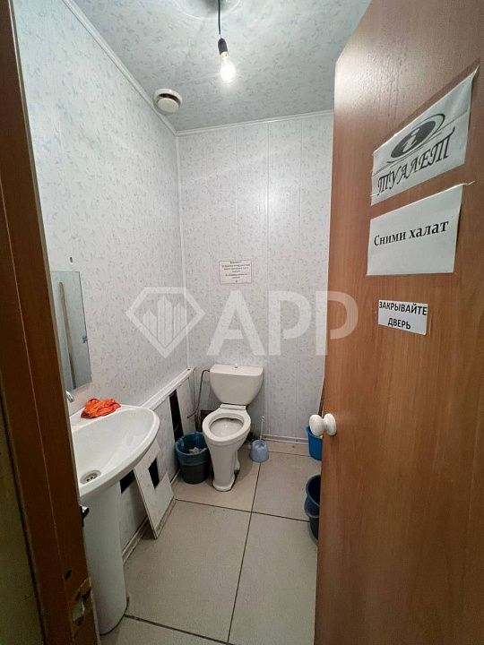 Сдам помещение свободного назначения ( красная линия ) фото