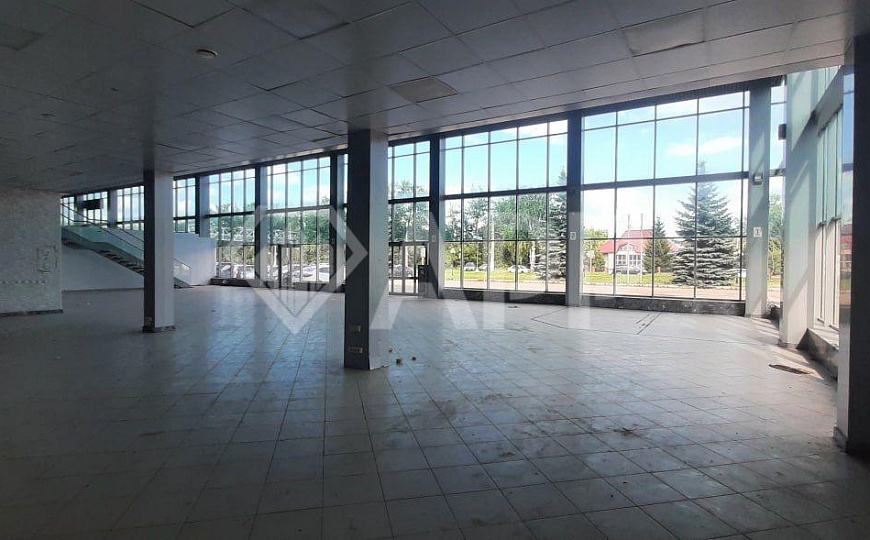 Сдается единый зал 614 м2 фото