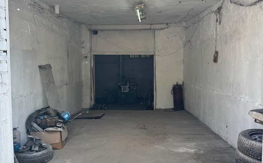 Гараж, склад 170м² фото