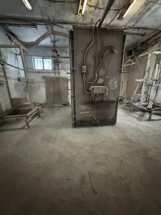 Гараж, склад 170м² фото