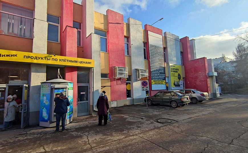 Помещение на 1 линии, 54 м² фото