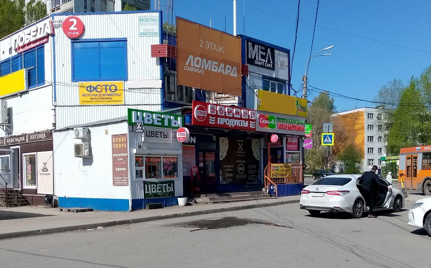 Помещение свободного назначения 97,8 м² в спальном районе города фото