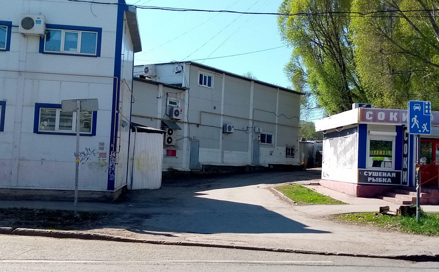 Помещение свободного назначения 97,8 м² в спальном районе города фото