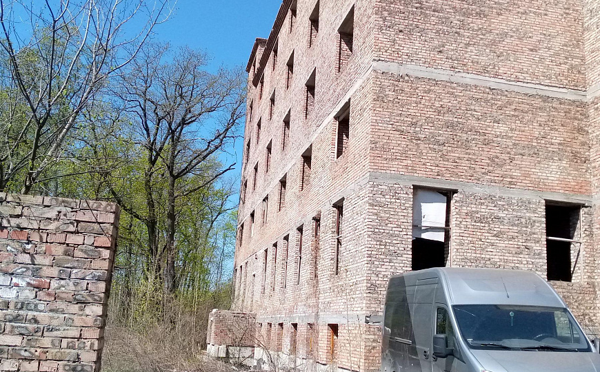 Отдельно стоящее здание, 4 366 м² фото
