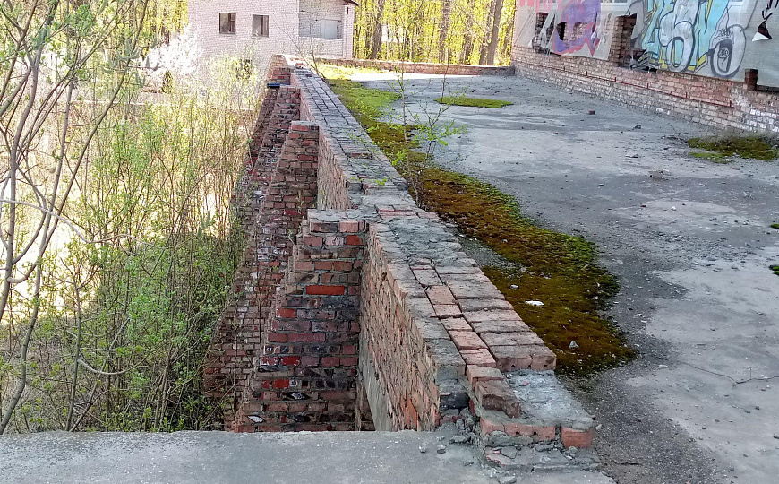 Отдельно стоящее здание, 4 366 м² фото