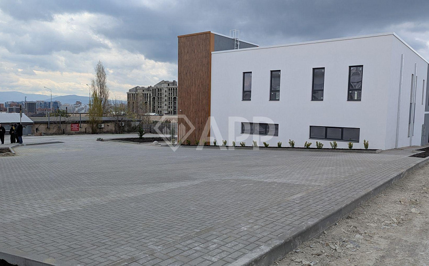 Сдаю помещение свободного назначения, 590 м² фото