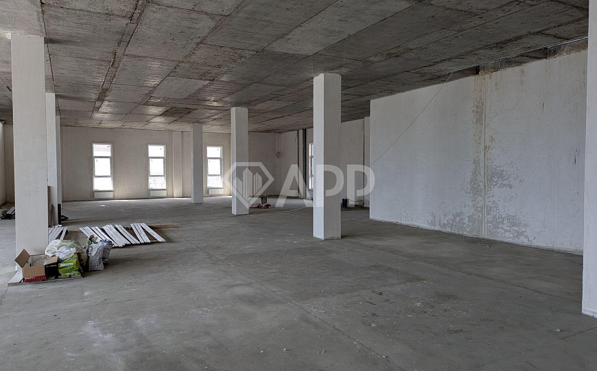 Сдаю помещение свободного назначения, 590 м² фото