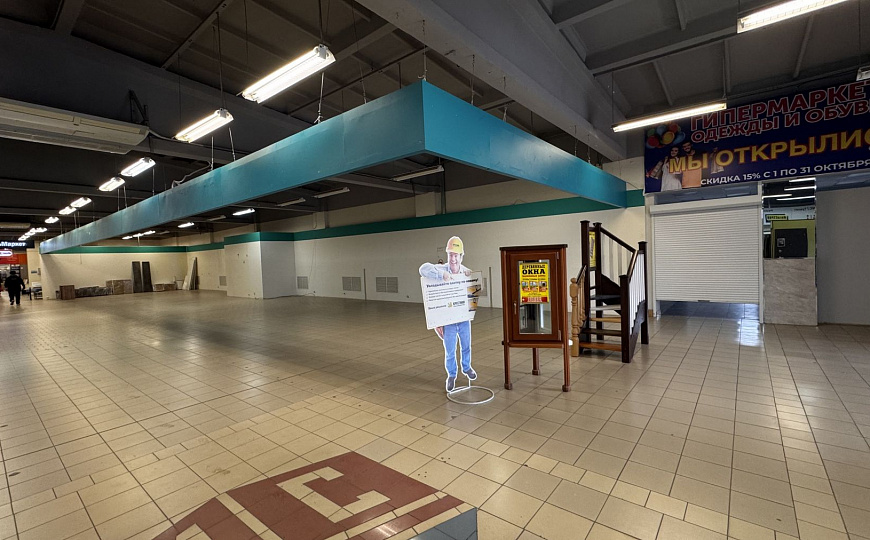 Торговая площадь в мебельном магазине, 100 м² фото