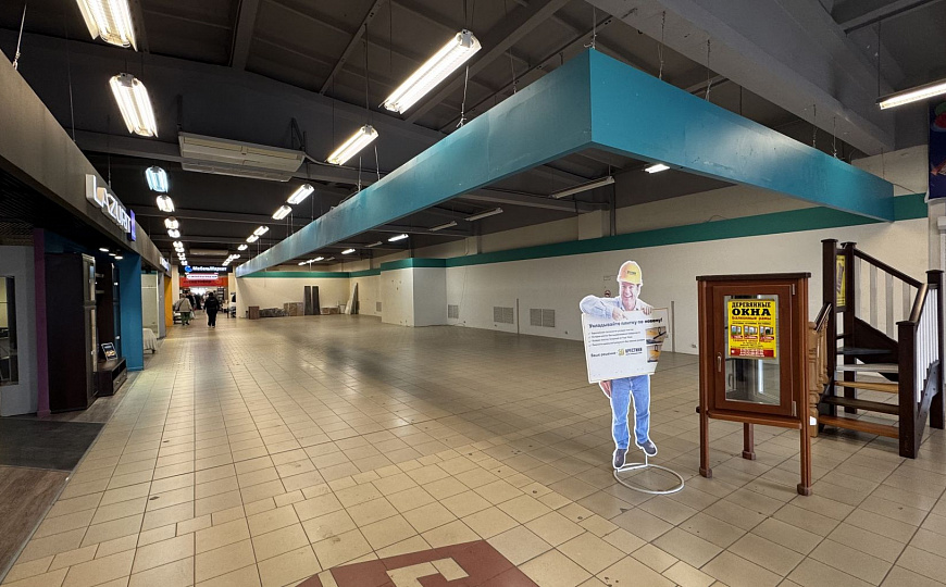 Торговая площадь в мебельном магазине, 100 м² фото