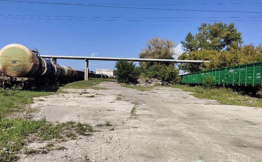 Открытая площадка на территории охраняемой базы, 1 500 м²  фото