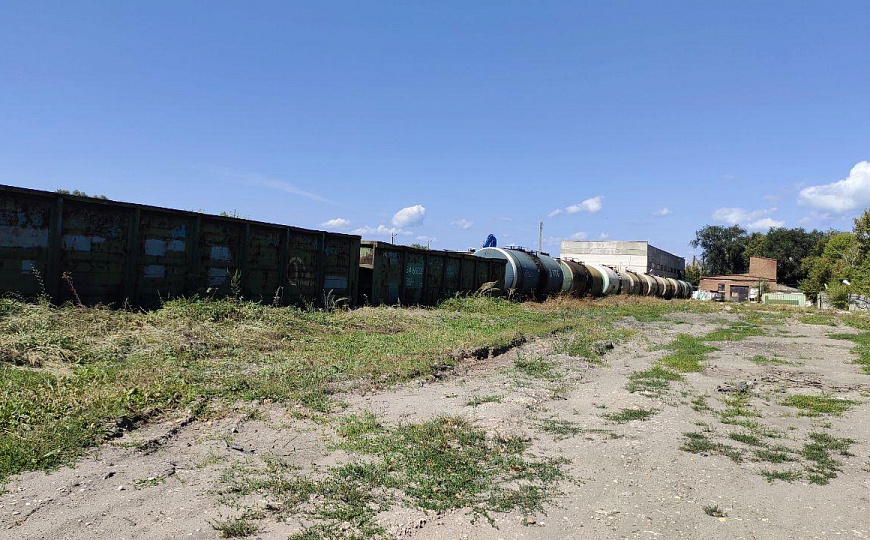 Открытая площадка на территории охраняемой базы, 1 500 м²  фото