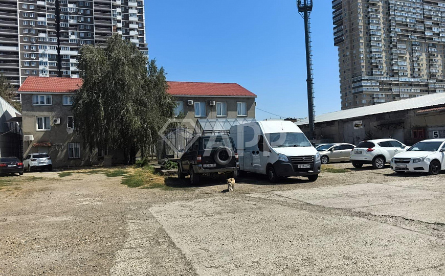 Продаю имущественный комплекс с арендаторами, 2 918 м² фото