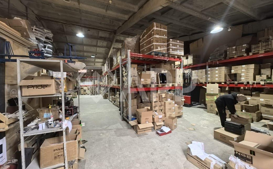 Продаю имущественный комплекс с арендаторами, 2 918 м² фото