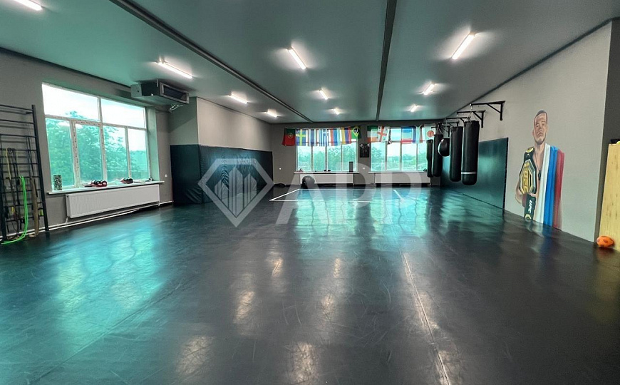 Сдам помещение свободного назначения, 210 м² фото