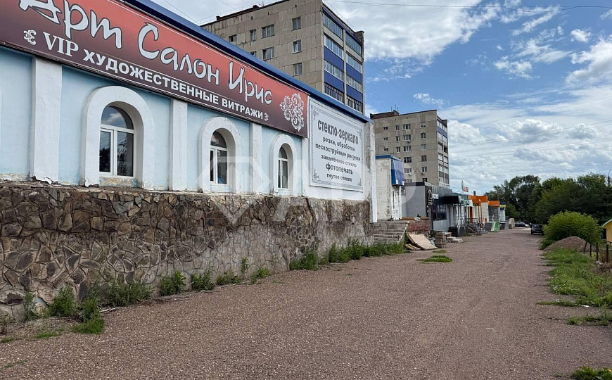 Помещение свободного назначения на красной линии фото