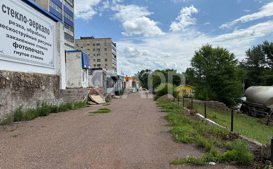 Помещение свободного назначения на красной линии фото