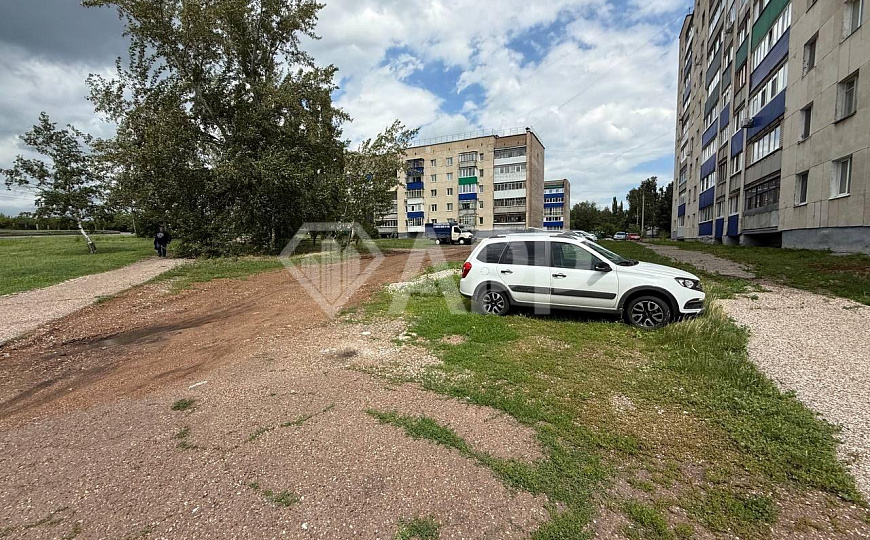 Помещение свободного назначения на красной линии фото