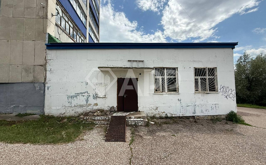 Помещение свободного назначения на красной линии фото