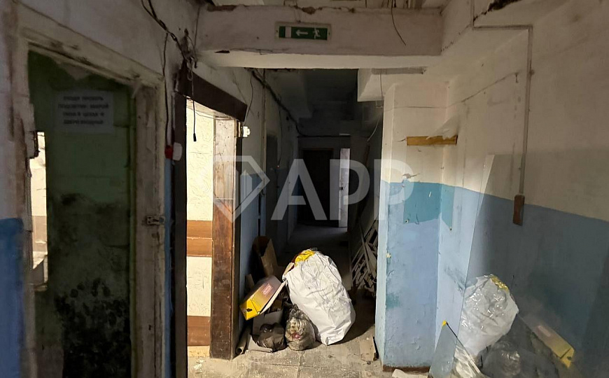 Помещение свободного назначения на красной линии фото