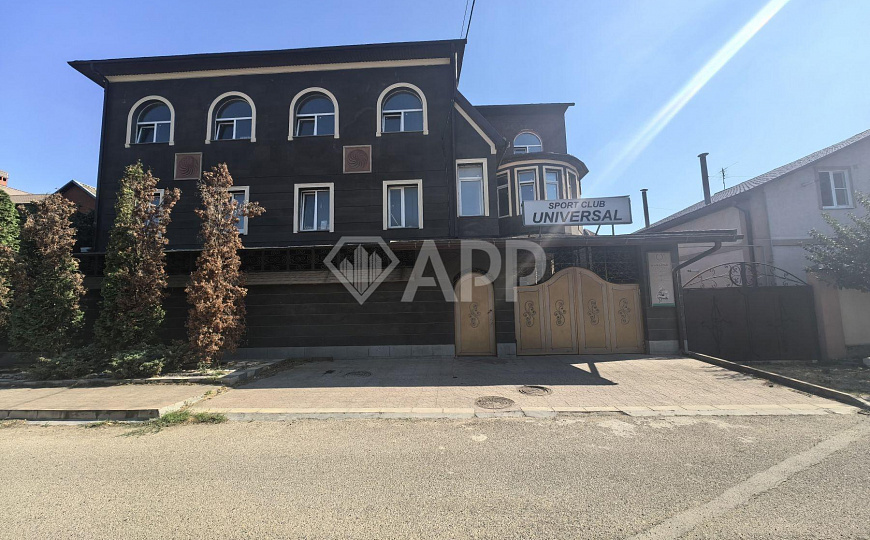 Сдаю отдельно-стоящее здание, 800 м² фото