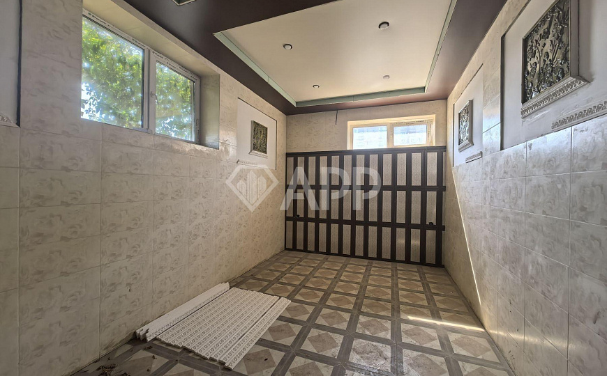 Сдаю отдельно-стоящее здание, 800 м² фото