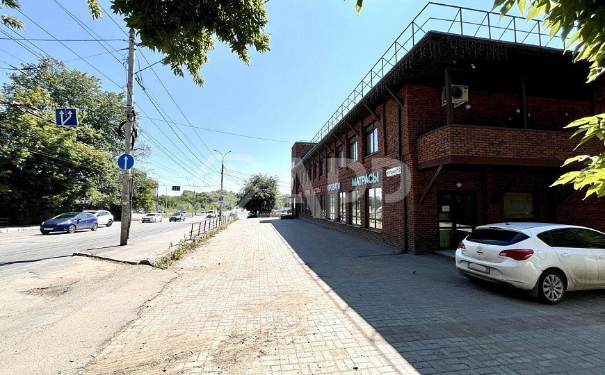 Продажа здания с землей и собственной парковкой, 1 линия, центр  фото