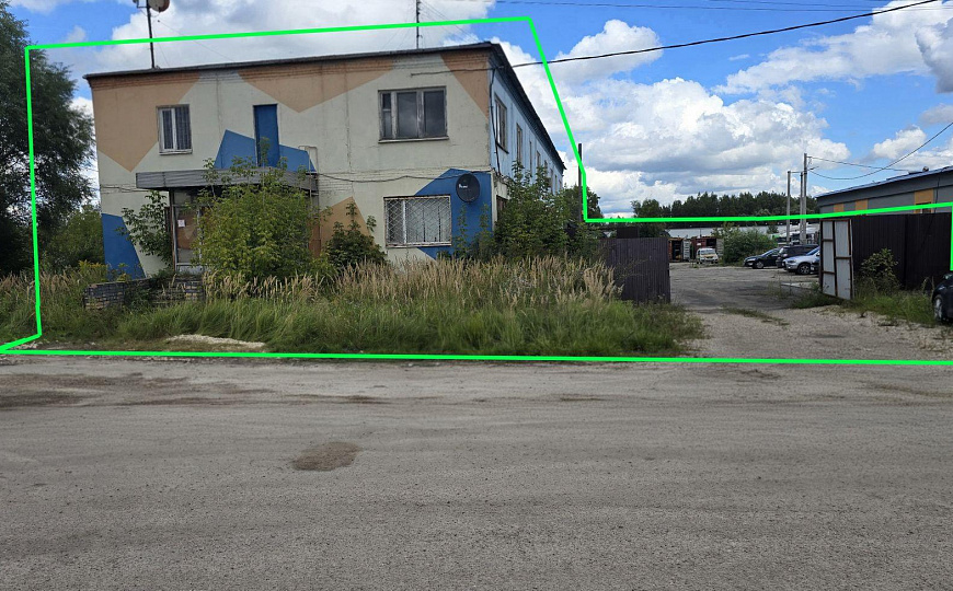 Продам отдельное здание, 727 м². Земля в собственности. фото