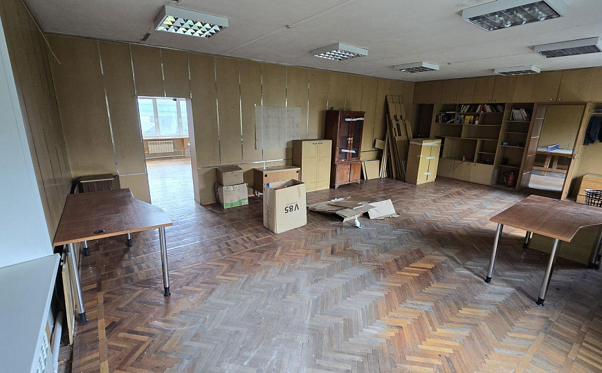 Продам отдельное здание, 727 м². Земля в собственности. фото