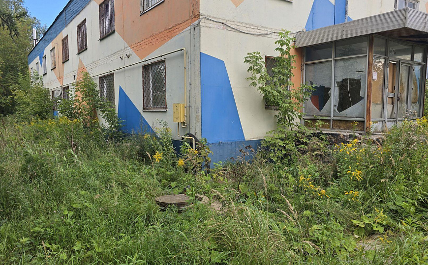 Продам отдельное здание, 727 м². Земля в собственности. фото