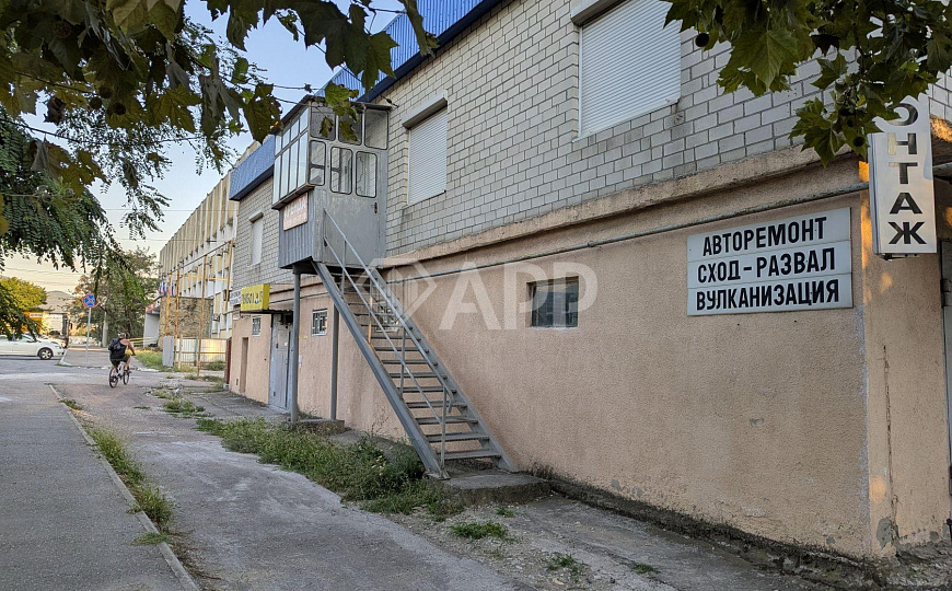 Сдам офисное помещение, 100 м² фото