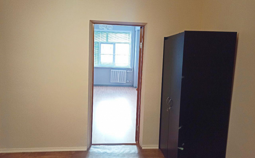 Сдаю офис 151м² в аренду фото
