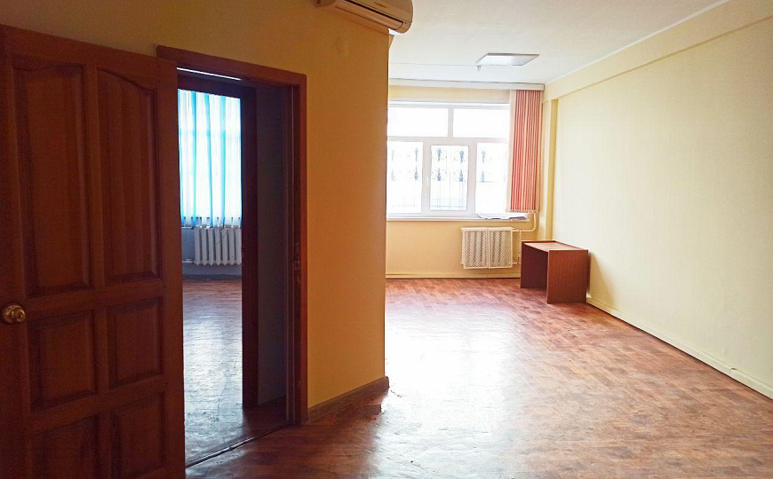 Сдаю офис 151м² в аренду фото
