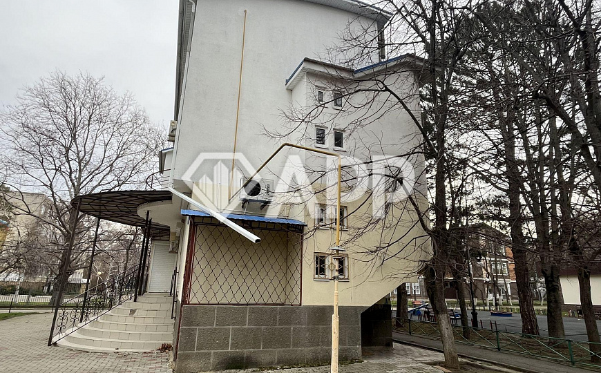 Продаю помещение свободного назначения, 357 м² фото