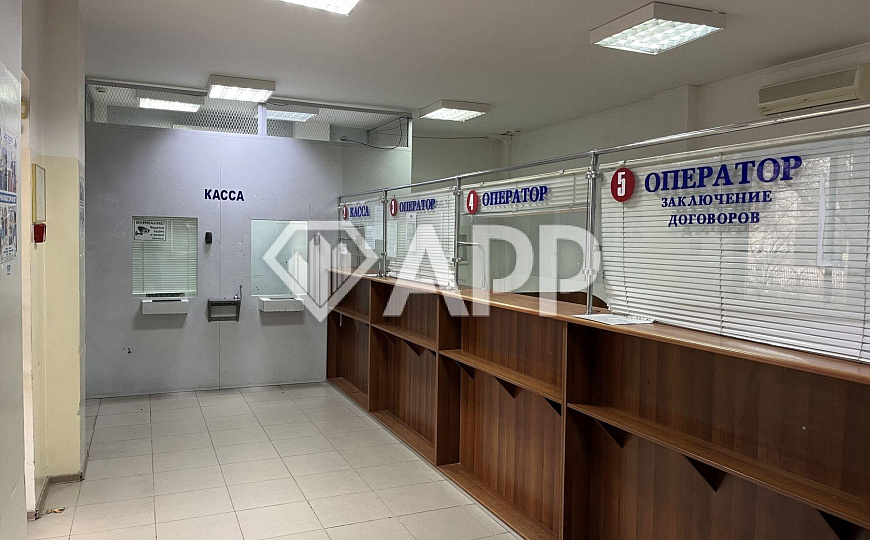 Продаю помещение свободного назначения, 357 м² фото