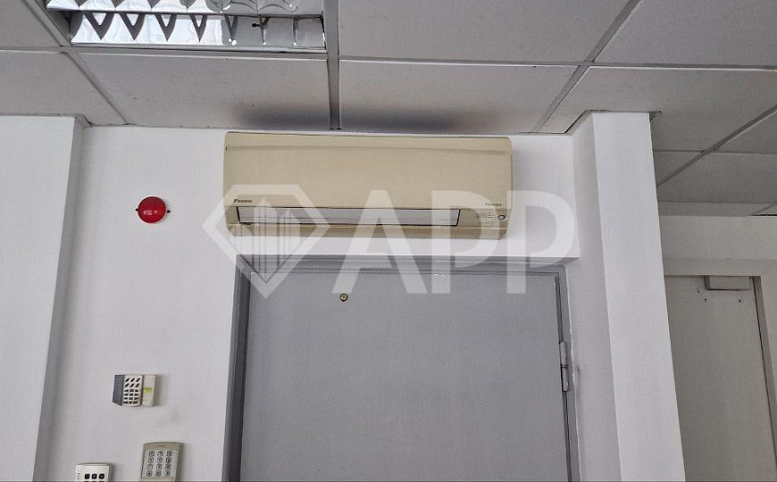 Центр/Трафик/Деление /Вытяжка/Мокрая точка фото