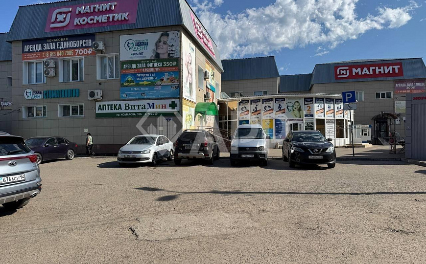 Островок в торговом комплексе фото