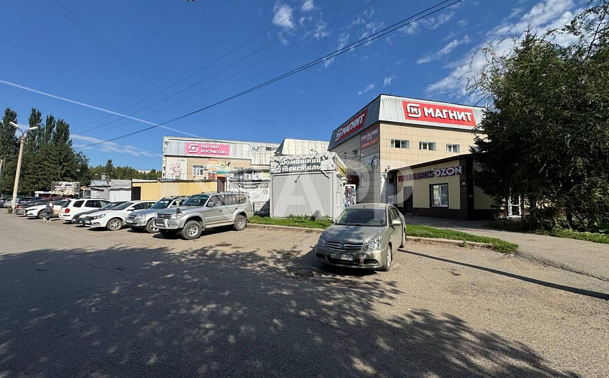 Островок в торговом комплексе фото