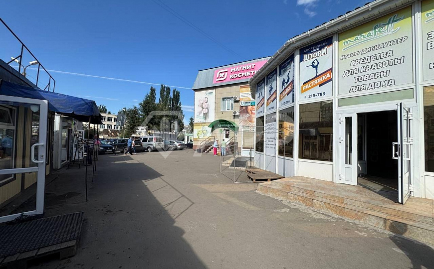 Островок в торговом комплексе фото