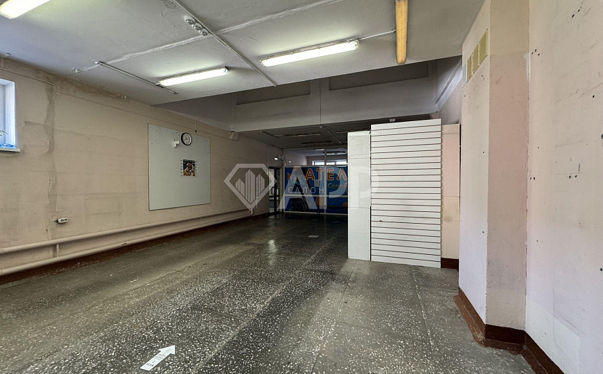 Островок в торговом комплексе фото