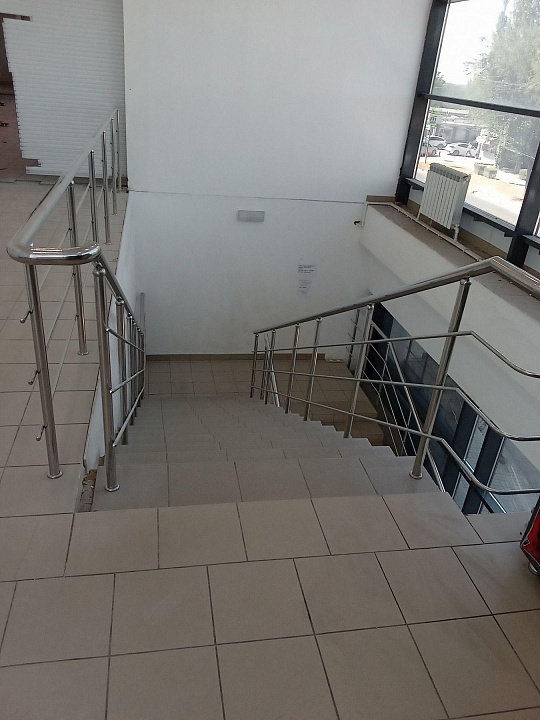 Магазин, кафе, салон, офис  в проходном месте,120 м² фото