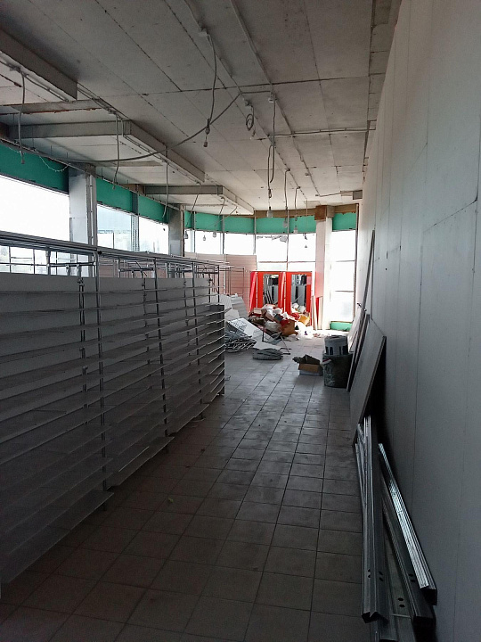 Магазин, кафе, салон, офис  в проходном месте,120 м² фото